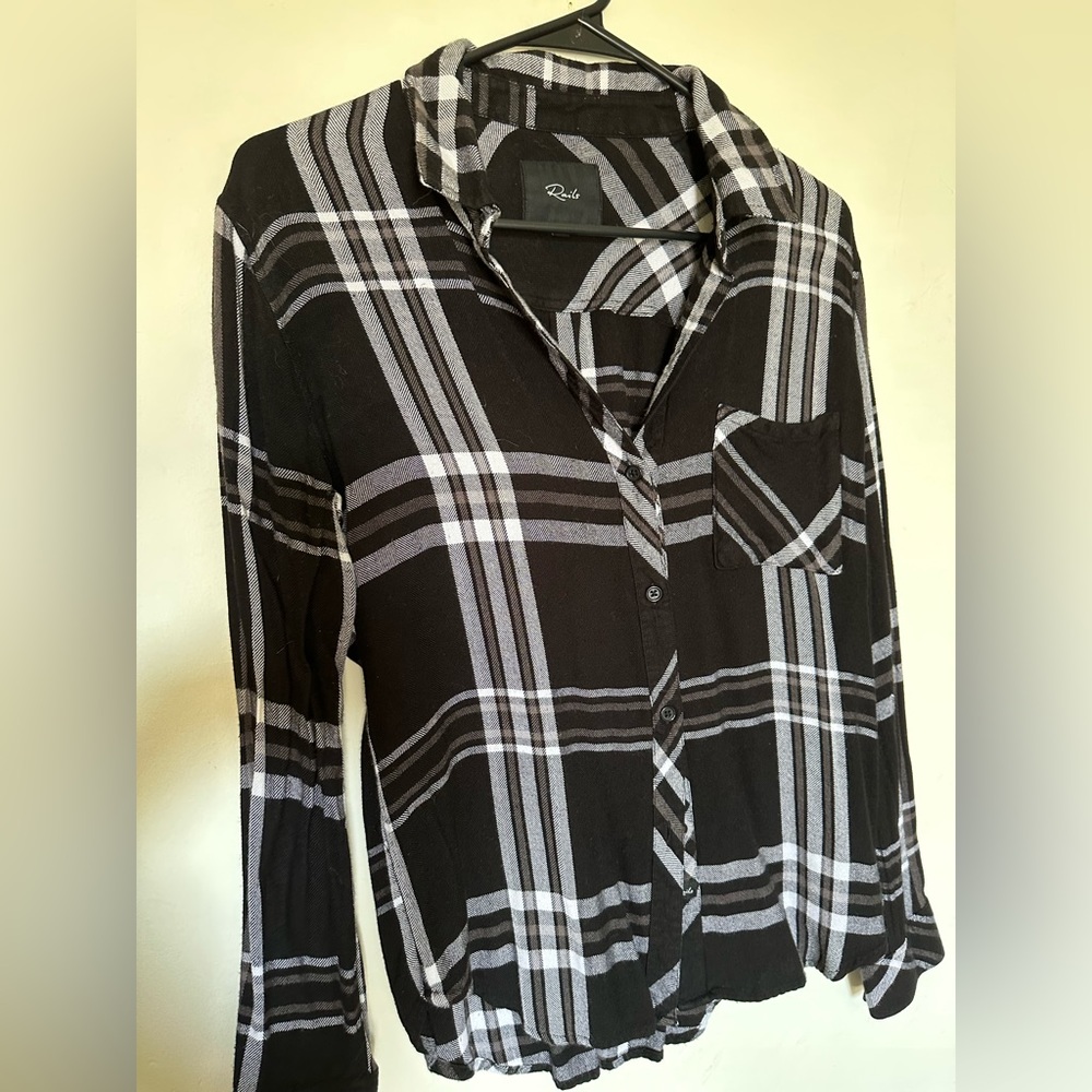 Rails black and white plaid button down